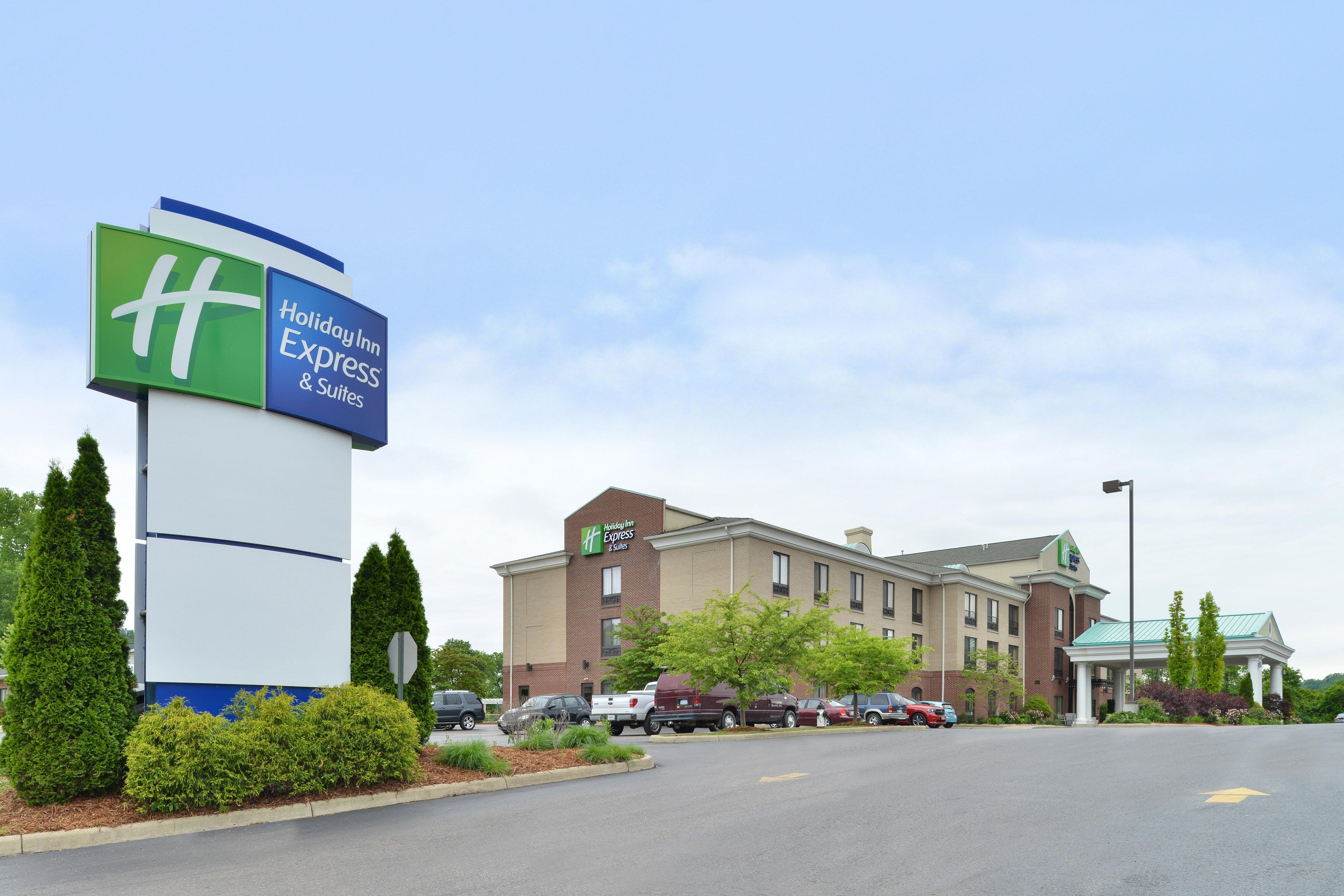 Holiday Express & By Ihg 2*